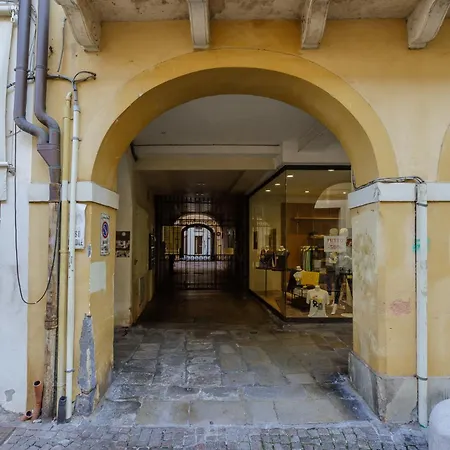 Yourbanflat Piazza Dei Signori 1 *