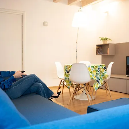 Yourbanflat Piazza Dei Signori 1 Apartment *